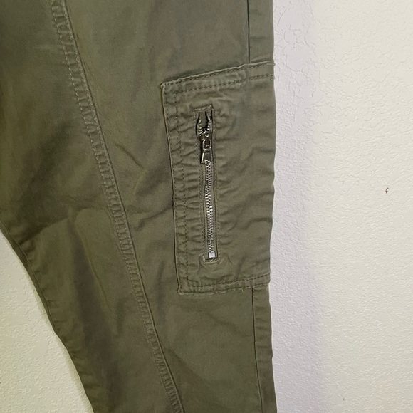 Zara women’s military style pants - Picture 3 of 6